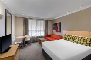 Mercure Brisbane Garden City,Coopers Plains>>Brisbane,4 star