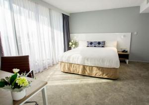 Mercure Brisbane Spring Hill,Oxenford>>Brisbane,4 star