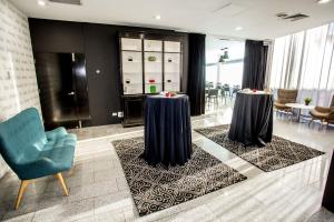 Mercure Brisbane Spring Hill,Oxenford>>Brisbane,4 star