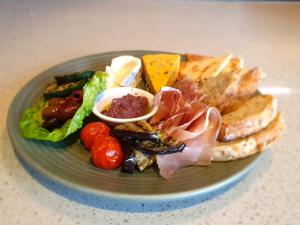 Hotel Grand Chancellor Brisbane,Oxenford>>Brisbane,4 star