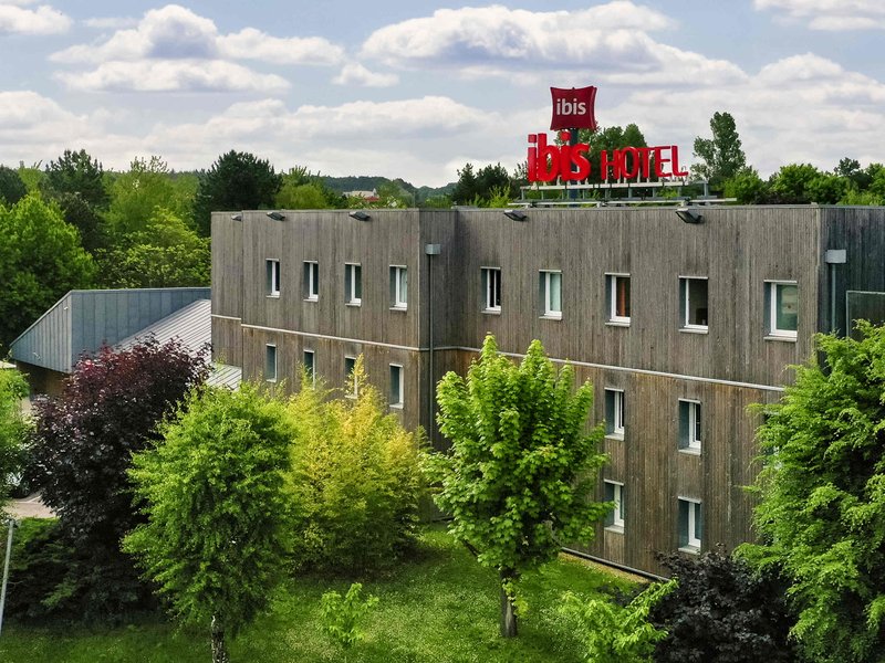 hotel ibis nemours