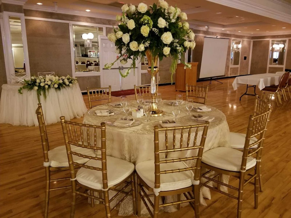 victoria palms inn and suites