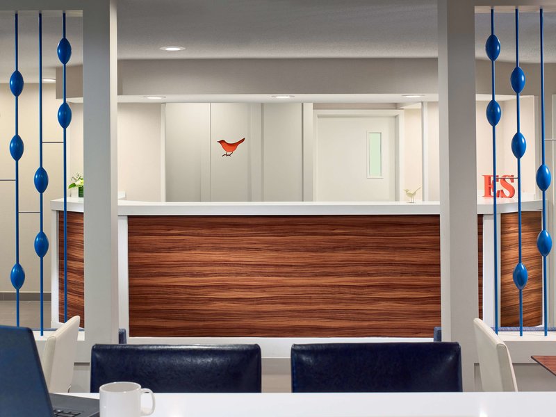 sonesta es suites providence airport