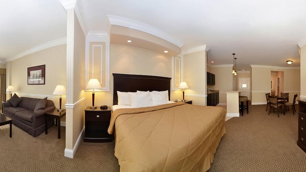 comfort inn and suites plattsburgh morrisonville