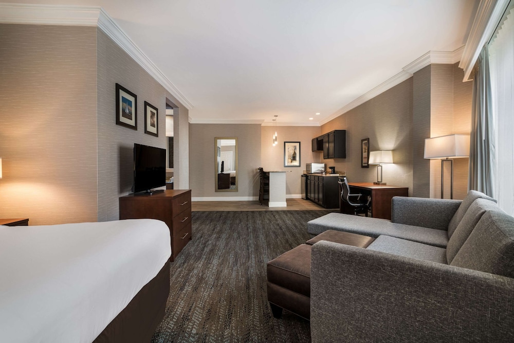 comfort inn and suites plattsburgh morrisonville