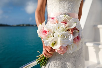 grotto bay beach resort