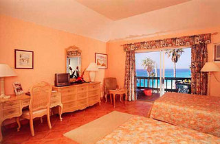 Surf Side Beach Club,Warwick,3 star