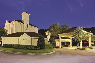 La Quinta Inn & Suites By Wyndham Birmingham Hoover,Birmingham>>Alabama,3 star