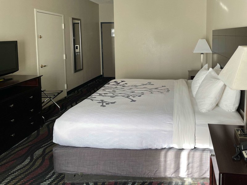 sleep inn and suites birmingham hoover