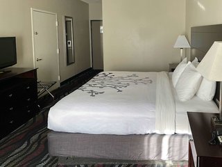 sleep inn and suites birmingham hoover