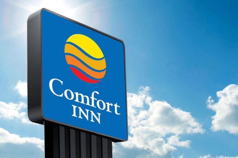 comfort inn and suites fultondale gardendale i 65
