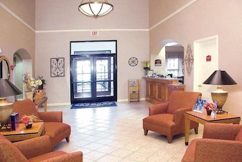 comfort inn and suites fultondale gardendale i 65