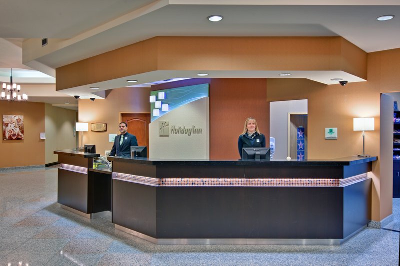 holiday inn and suites windsor ambassador bridge by ihg