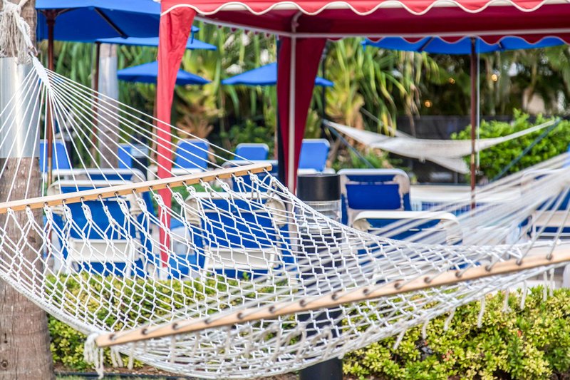 hampton by hilton grand cayman seven mile beach