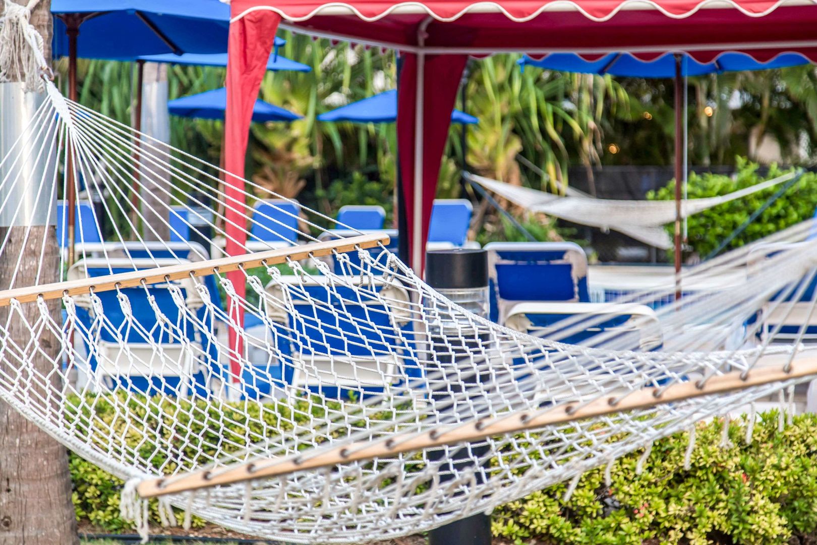 hampton by hilton grand cayman seven mile beach