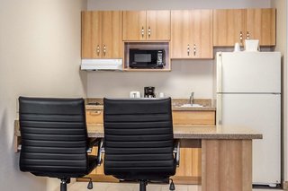 hampton by hilton grand cayman seven mile beach