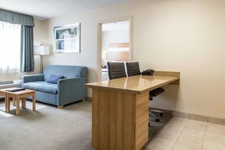 hampton by hilton grand cayman seven mile beach