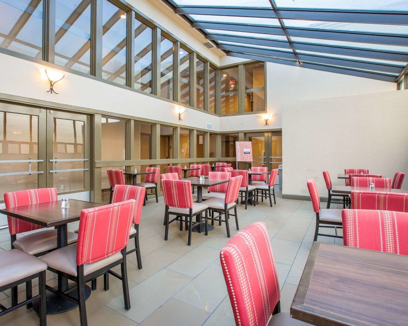 hotel avisa