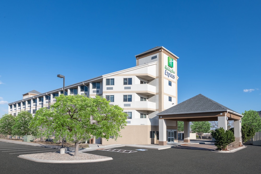 holiday inn express colorado springs airport by ihg