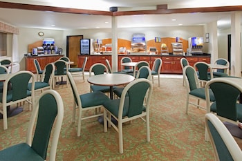 holiday inn express colorado springs airport by ihg