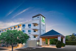 holiday inn express colorado springs airport by ihg