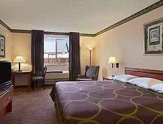 Super 8 By Wyndham Colorado Springs Airport,El Paso County>>Colorado Springs,2 star