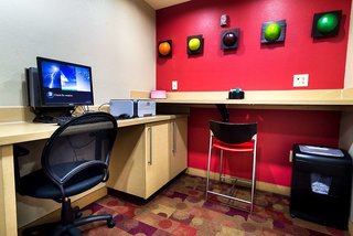 hometowne studios and suites columbia