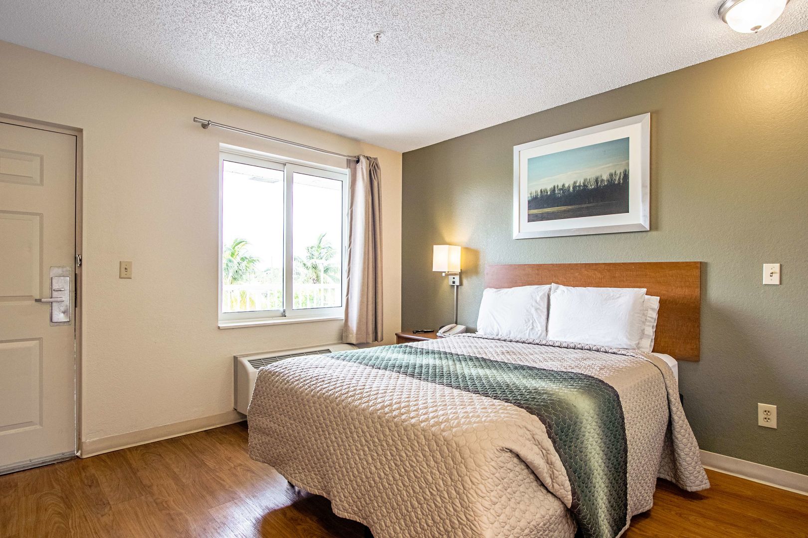 hometowne studios and suites columbia