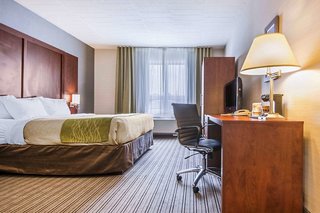 Comfort Inn & Suites,Collingwood>>Barrie - Orillia,3 star