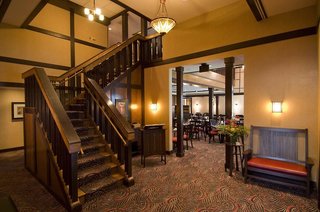 the craftsman inn and suites