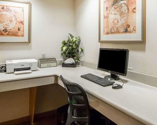 Quality Inn Tulsa - Downtown West,Tulsa>>Sand Springs,3 star