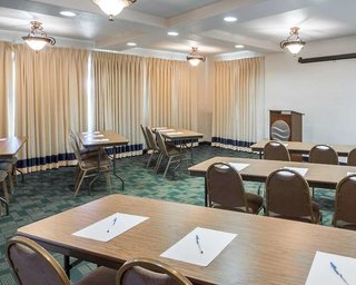 Quality Inn Tulsa - Downtown West,Tulsa>>Sand Springs,3 star
