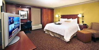 Hampton Inn Boston/Marlborough,Leominster>>Boston,3 star