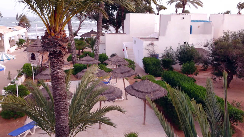 hari club beach resort