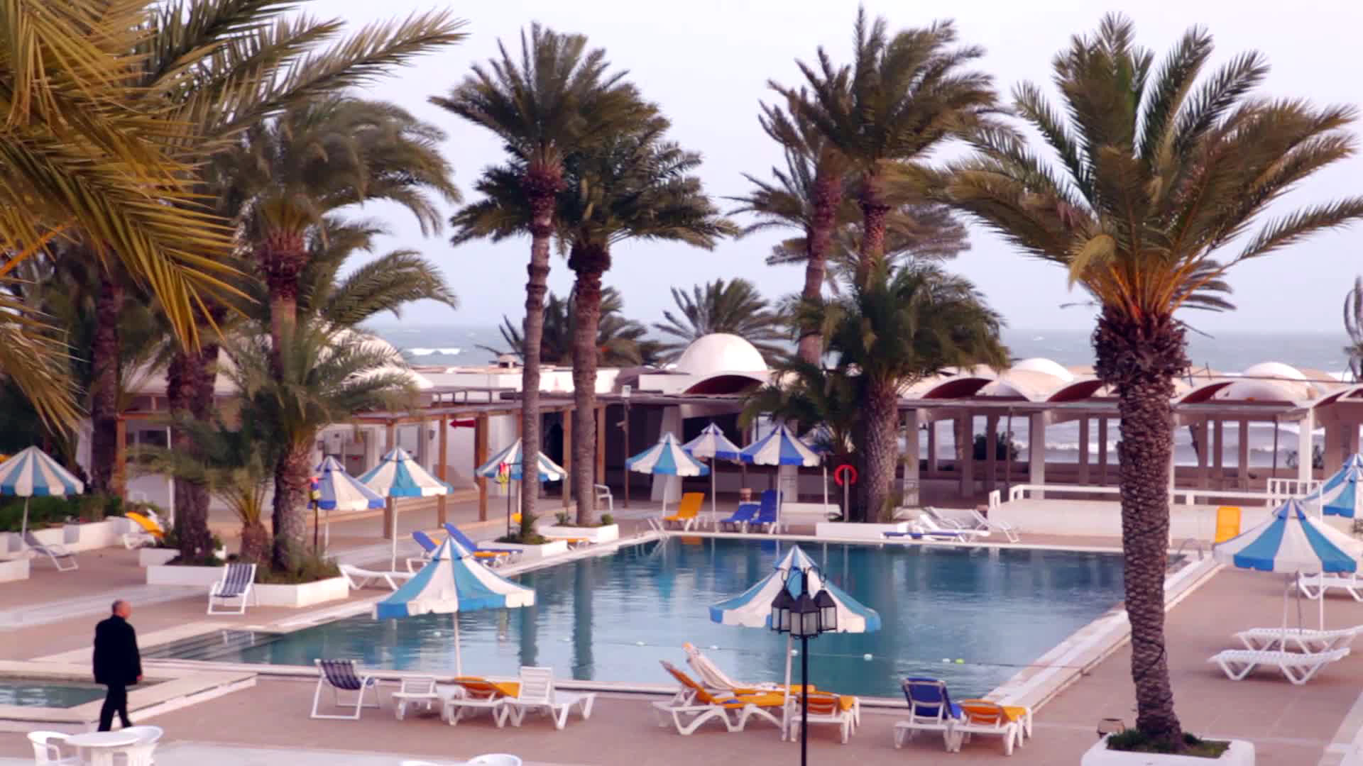 hari club beach resort