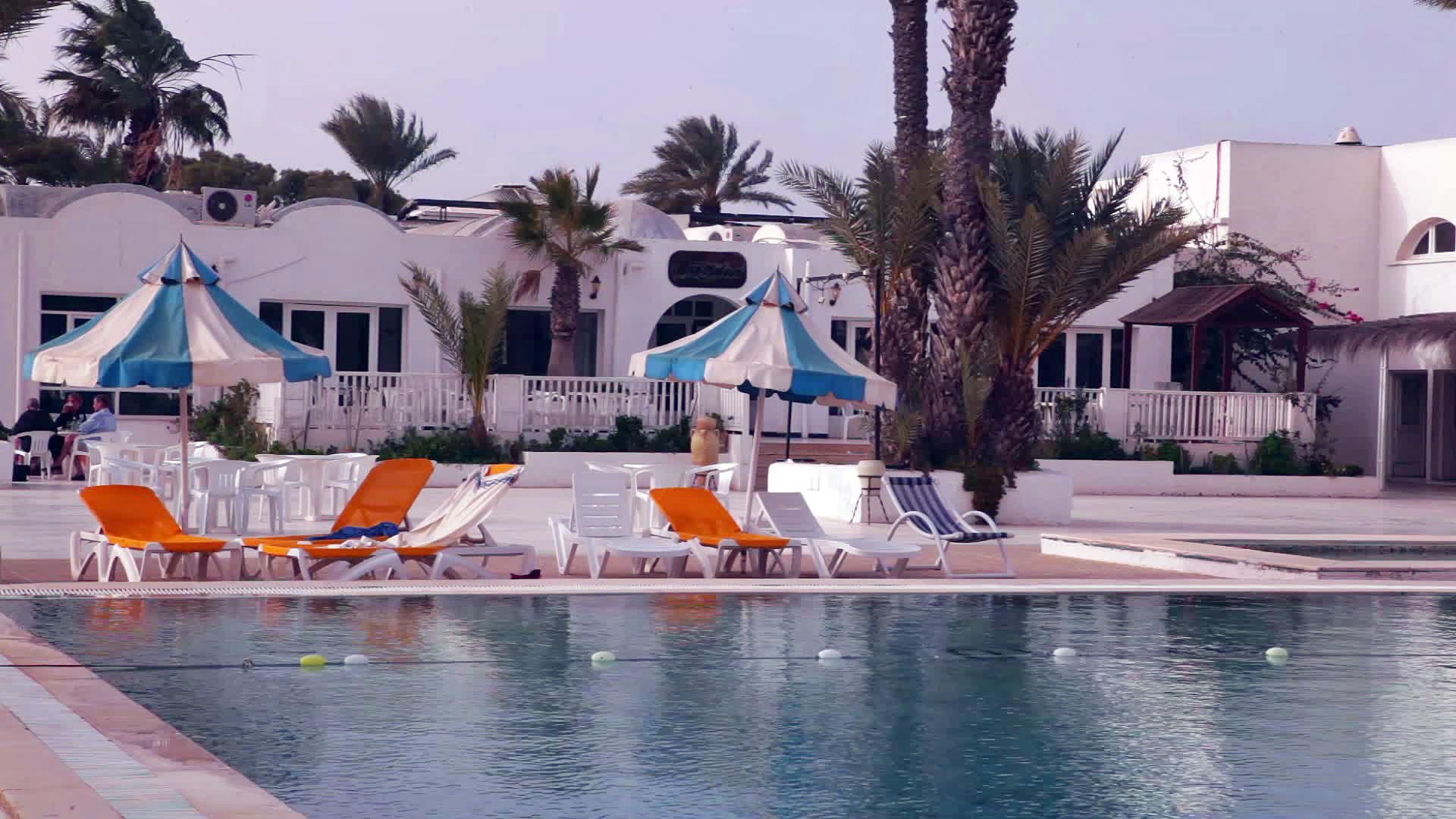 hari club beach resort