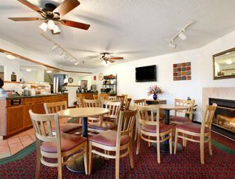 howard johnson west fargo