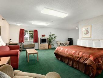 howard johnson west fargo