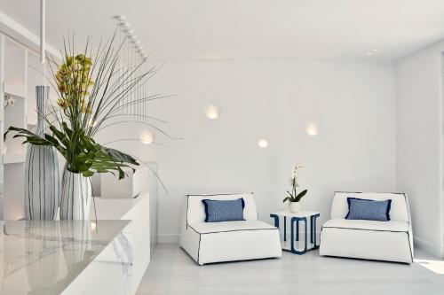 Katikies Mykonos - The Leading Hotels Of The World,Delos>>Mykonos,5 star