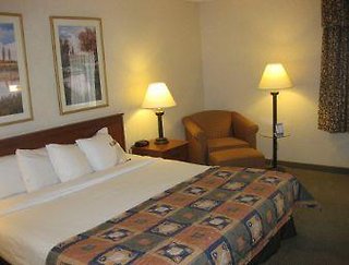 Baymont By Wyndham Grand Rapids Airport,Grand Rapids>>Cascade,3 star