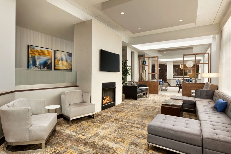 doubletree by hilton hartford bradley airport