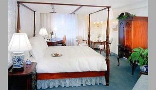 Simsbury Inn,Hartford>>East Windsor,4 star