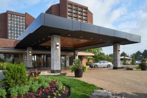 Hilton Mississauga/Meadowvale,Burlington>>Brampton,4 star