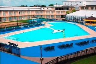 Wyndham Lancaster Resort & Convention Center,Lancaster>>East Lampeter Township,4 star