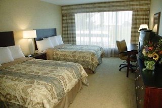 Wyndham Lancaster Resort & Convention Center,Lancaster>>East Lampeter Township,4 star