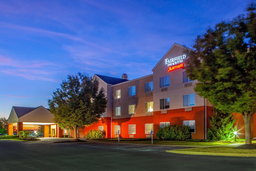 fairfield inn and suites by marriott lancaster