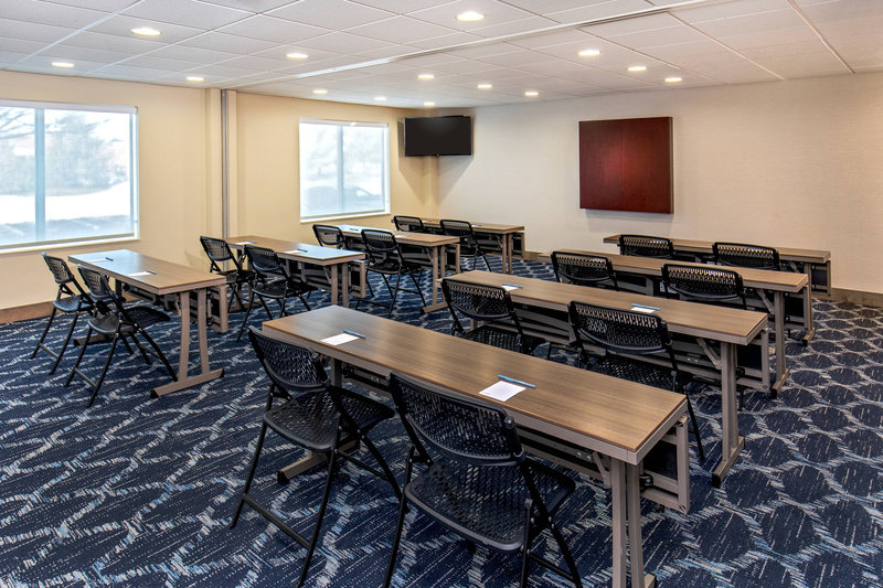 fairfield inn and suites by marriott lancaster