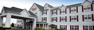 Lancaster Inn And Suites