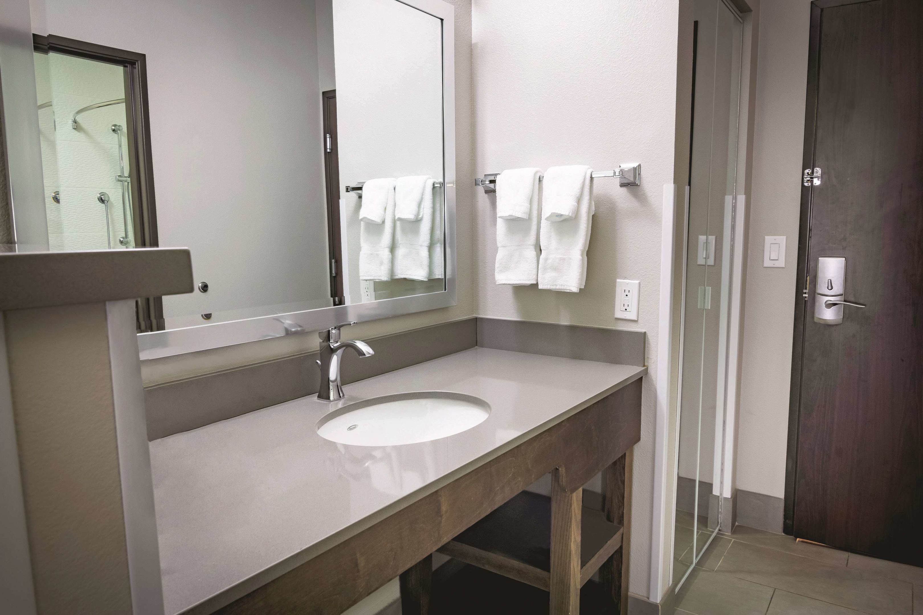 best western plus spokane north