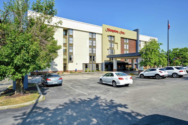 hampton inn i 75 lexington hamburg area